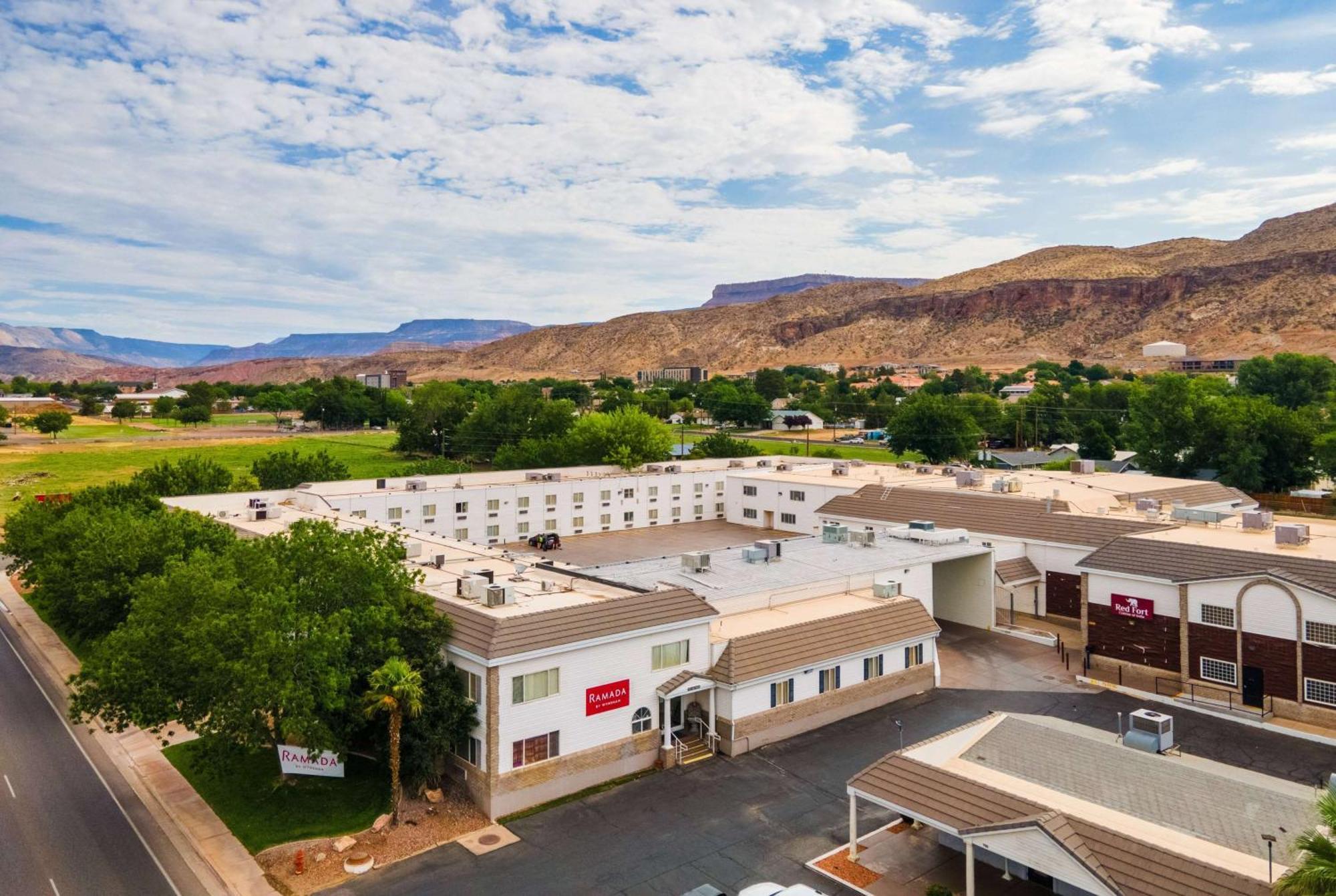 Ramada By Wyndham La Verkin Zion National Park Luaran gambar