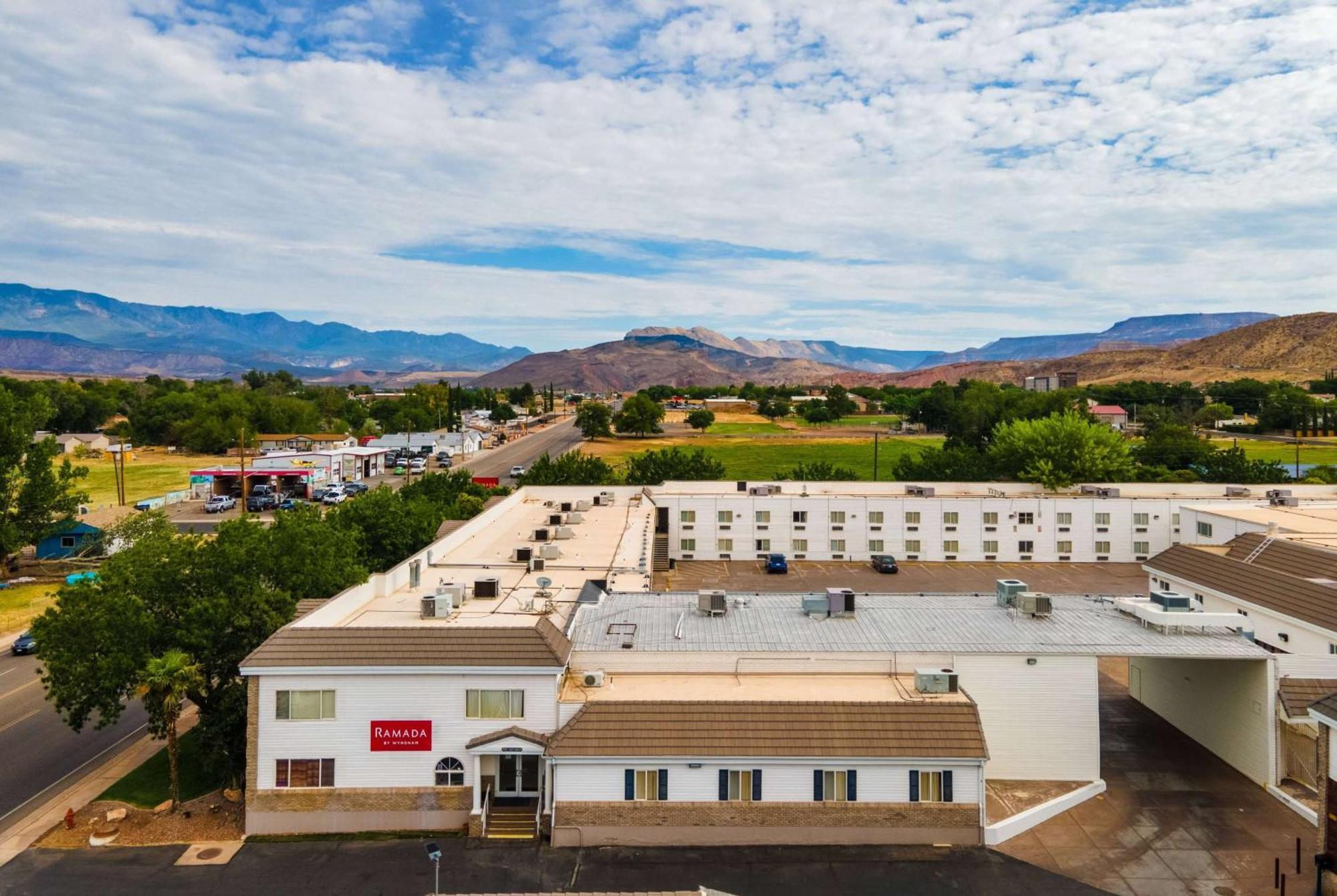 Ramada By Wyndham La Verkin Zion National Park Luaran gambar